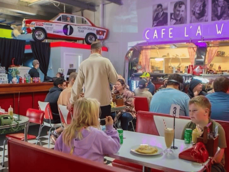 Cafe La Wheels 3
