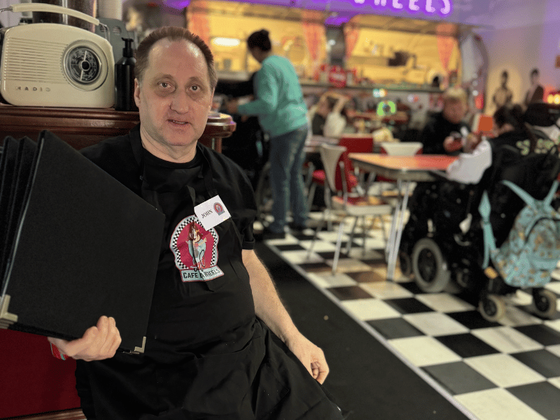 Cafe La Wheels 5